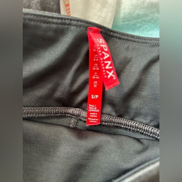 Spanx By Sara Blakely Faux Leather High Waisted Leggings - Picture 10 of 12